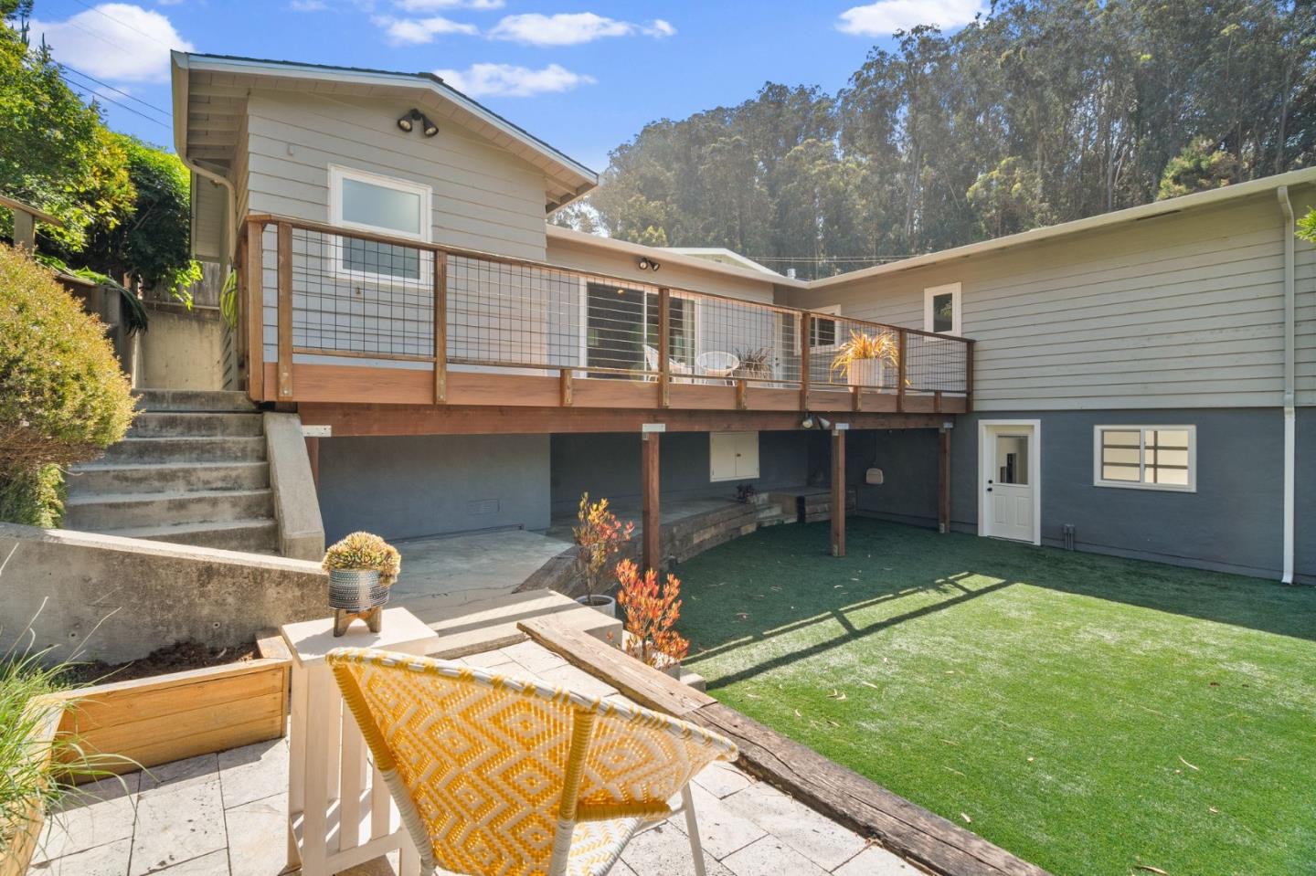 Detail Gallery Image 34 of 55 For 1085 Barcelona Dr, Pacifica,  CA 94044 - 4 Beds | 3 Baths