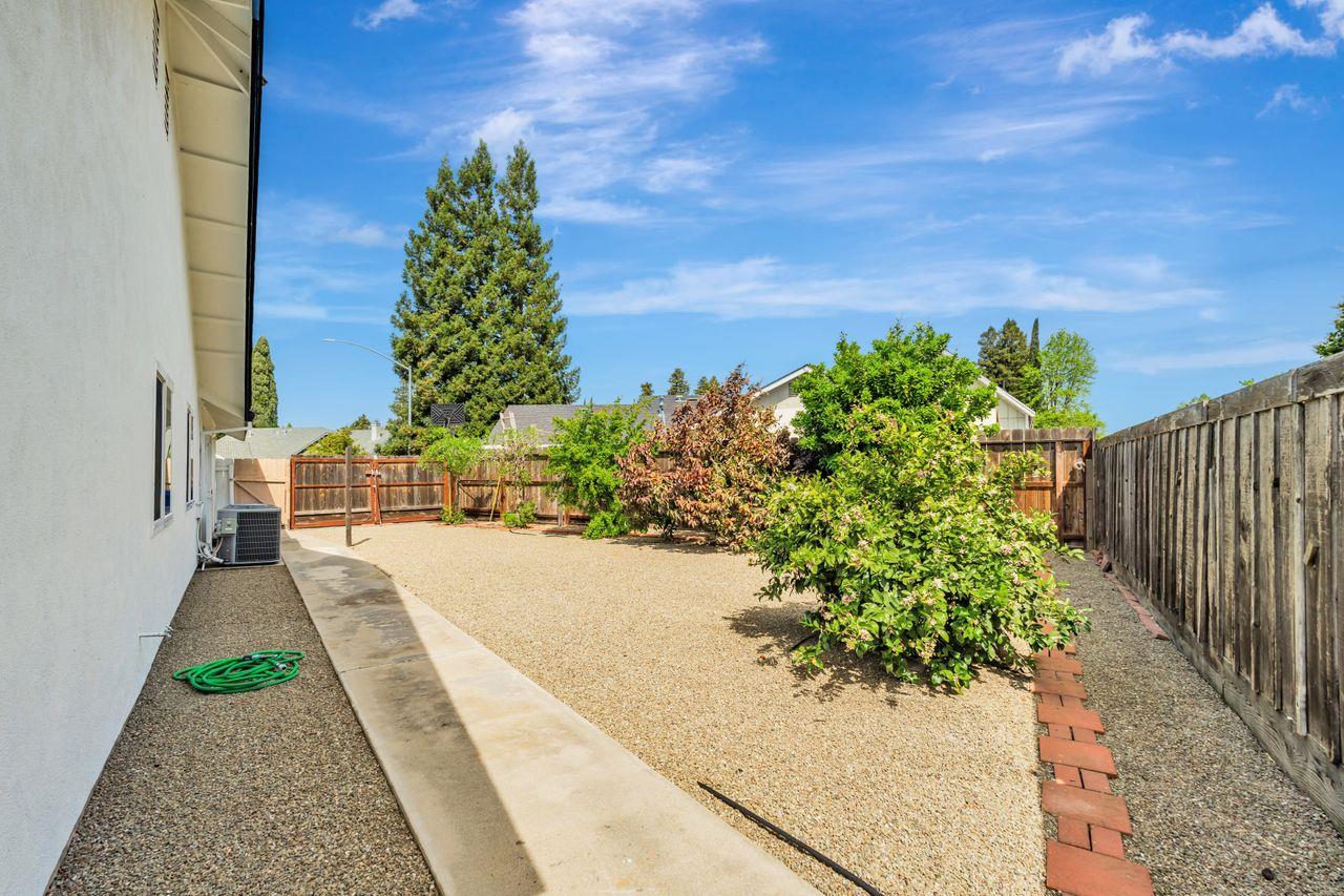 Detail Gallery Image 31 of 33 For 4105 Ogden Ct, Modesto,  CA 95356 - 3 Beds | 2 Baths