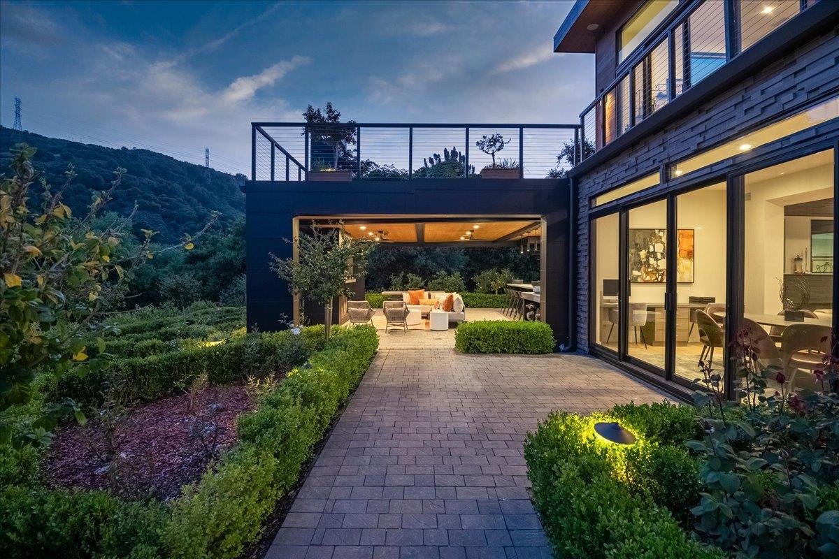 Detail Gallery Image 157 of 200 For 20078 Goetting Ct, Saratoga,  CA 95070 - 6 Beds | 7/4 Baths