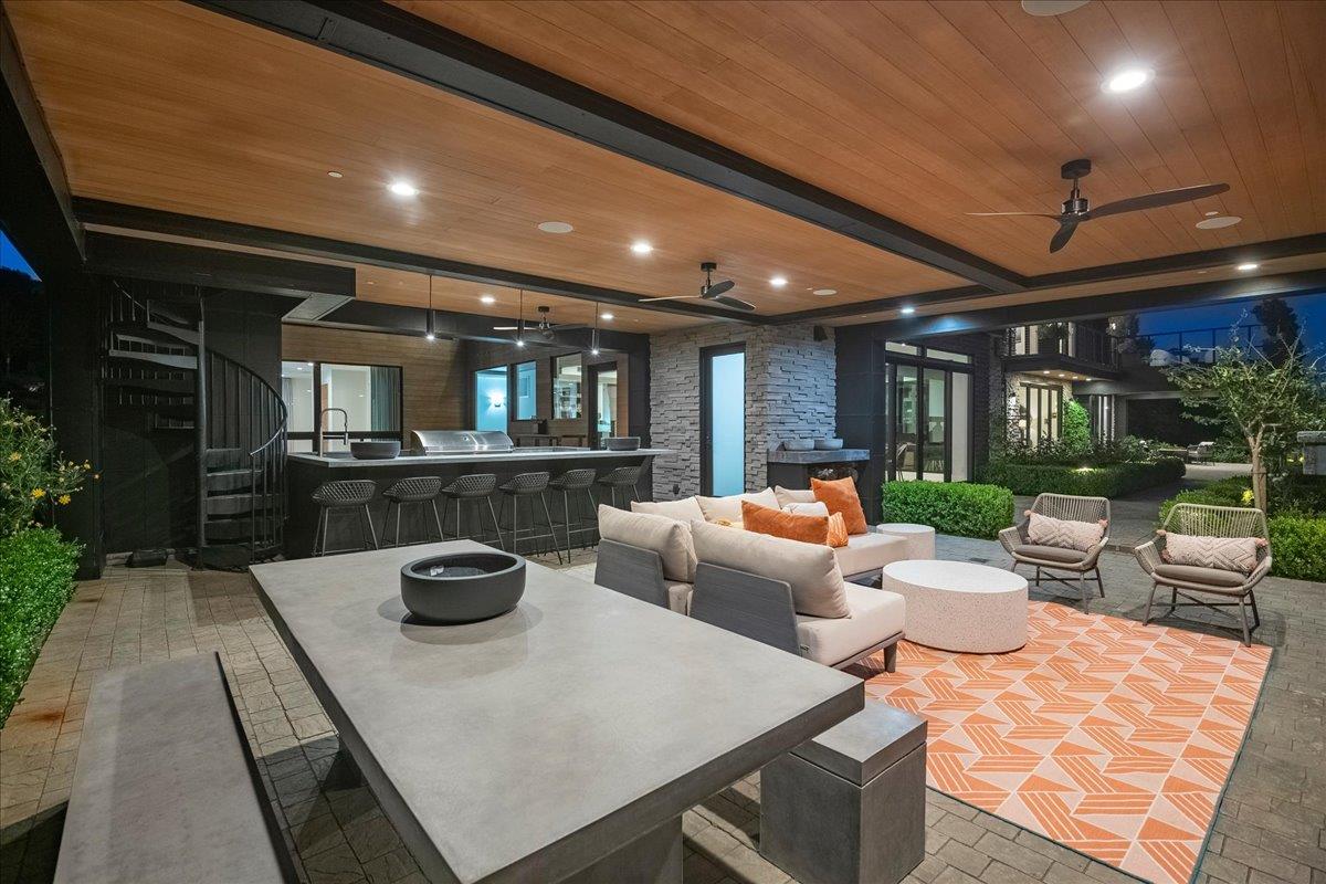 Detail Gallery Image 160 of 200 For 20078 Goetting Ct, Saratoga,  CA 95070 - 6 Beds | 7/4 Baths