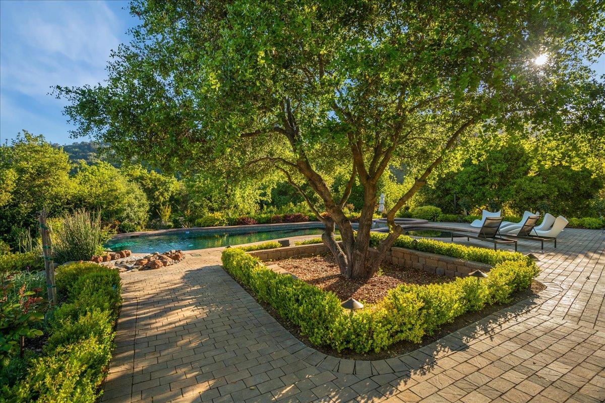 Detail Gallery Image 162 of 200 For 20078 Goetting Ct, Saratoga,  CA 95070 - 6 Beds | 7/4 Baths