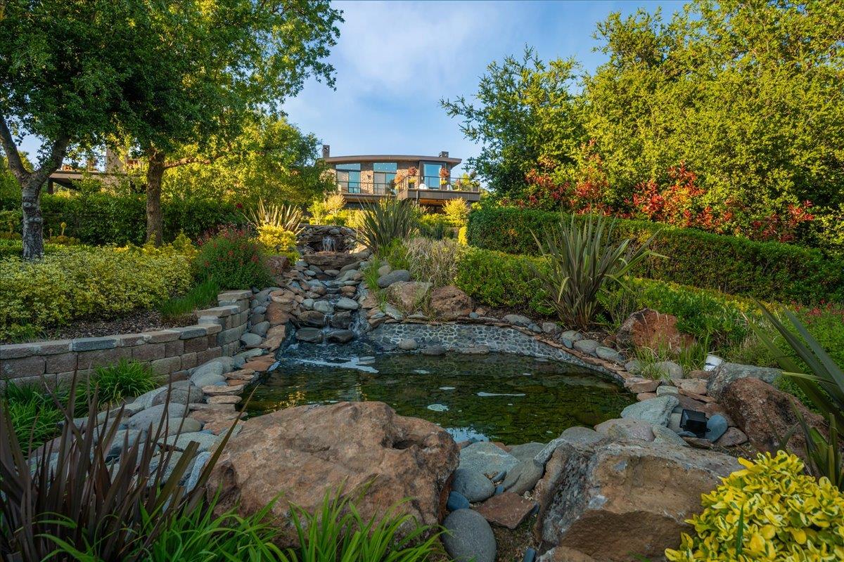 Detail Gallery Image 185 of 200 For 20078 Goetting Ct, Saratoga,  CA 95070 - 6 Beds | 7/4 Baths