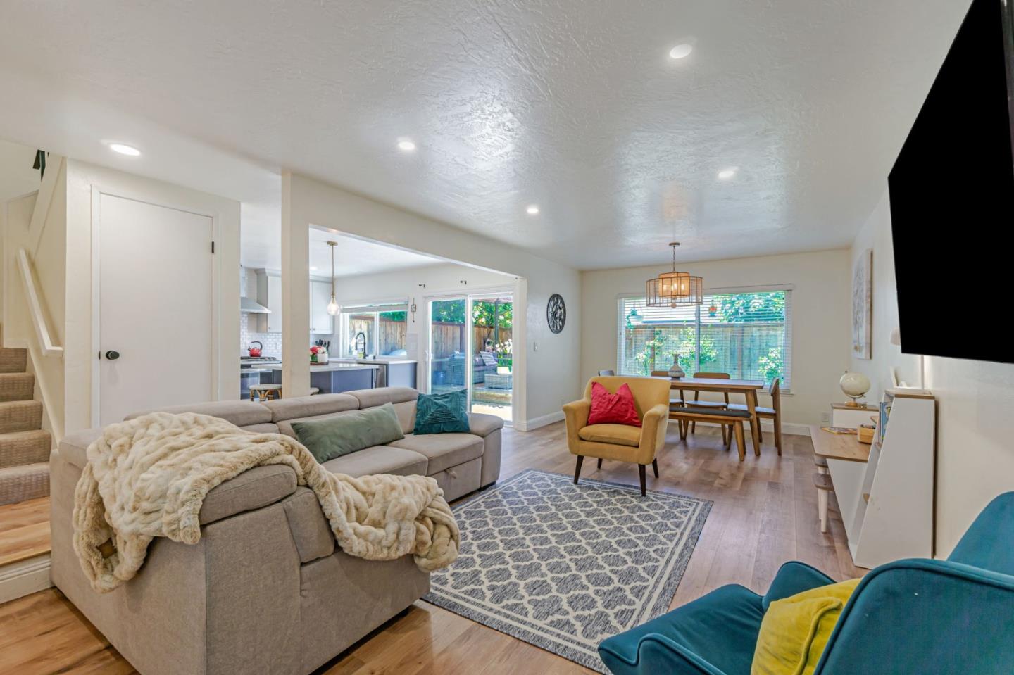 Detail Gallery Image 7 of 44 For 117 Sand Wedge Pl, Walnut Creek,  CA 94598 - 3 Beds | 2/1 Baths