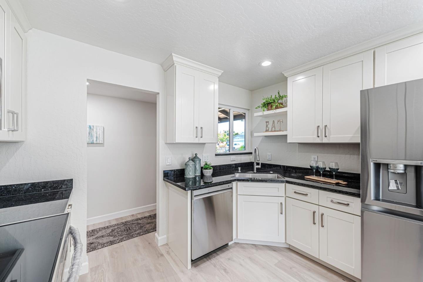 Detail Gallery Image 13 of 40 For 1289 Lassen Ave, Milpitas,  CA 95035 - 3 Beds | 2 Baths