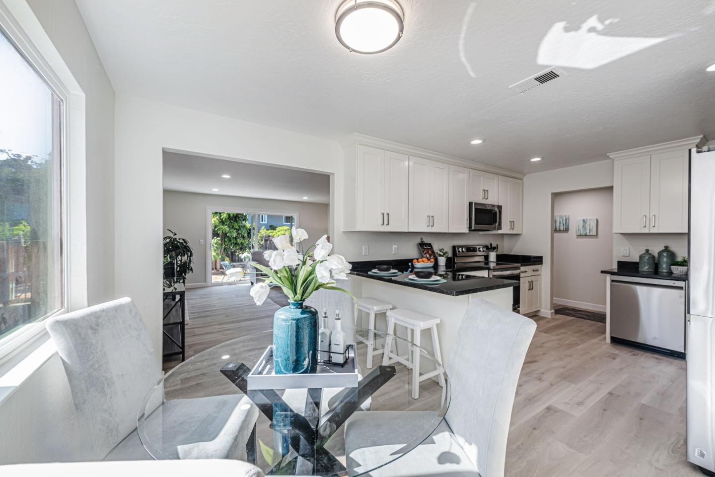Detail Gallery Image 20 of 40 For 1289 Lassen Ave, Milpitas,  CA 95035 - 3 Beds | 2 Baths