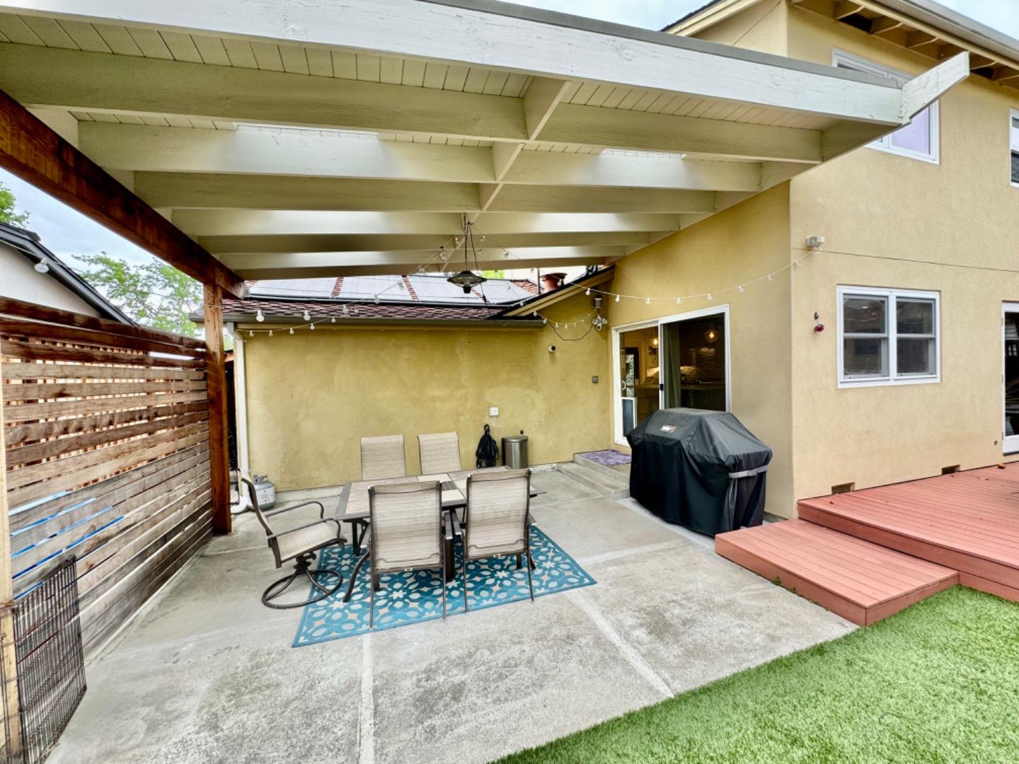 Detail Gallery Image 28 of 39 For 4670 Sherbourne Dr, San Jose,  CA 95124 - 4 Beds | 2/2 Baths