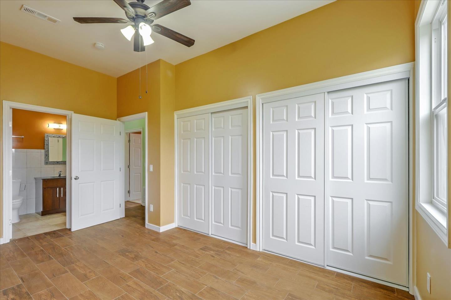 Detail Gallery Image 20 of 31 For 1547 Sherman St a,  Alameda,  CA 94501 - 4 Beds | 2 Baths