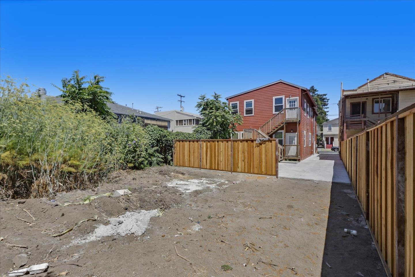 Detail Gallery Image 29 of 31 For 1547 Sherman St a,  Alameda,  CA 94501 - 4 Beds | 2 Baths