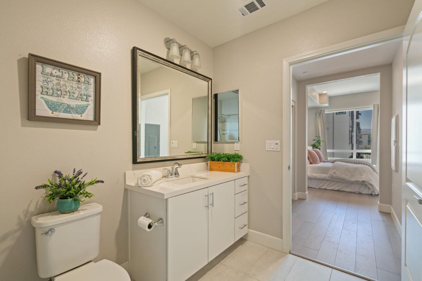 Detail Gallery Image 17 of 23 For 3027 Manuel St #2,  San Jose,  CA 95136 - 2 Beds | 1/1 Baths