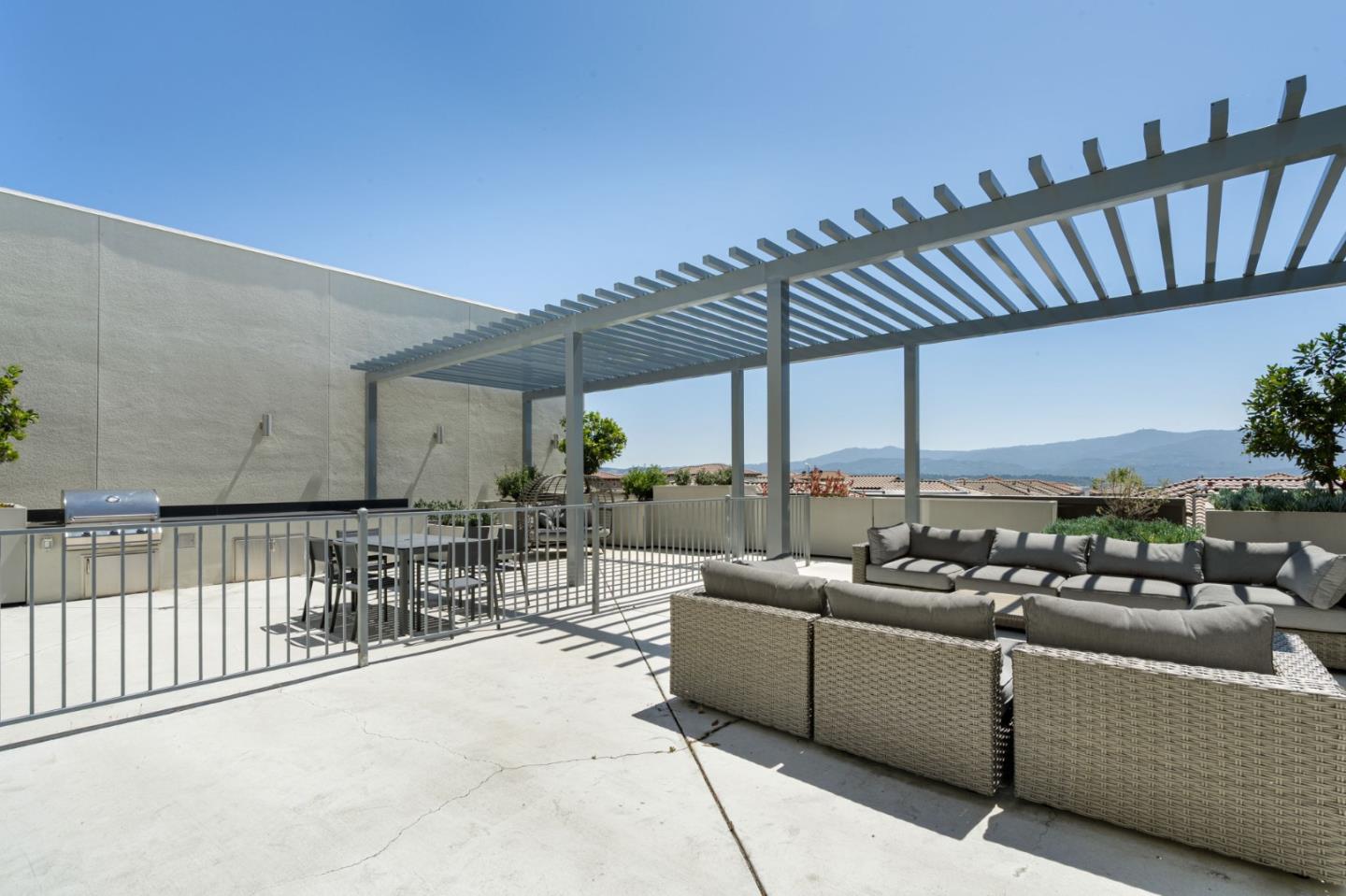 Detail Gallery Image 20 of 23 For 3027 Manuel St #2,  San Jose,  CA 95136 - 2 Beds | 1/1 Baths
