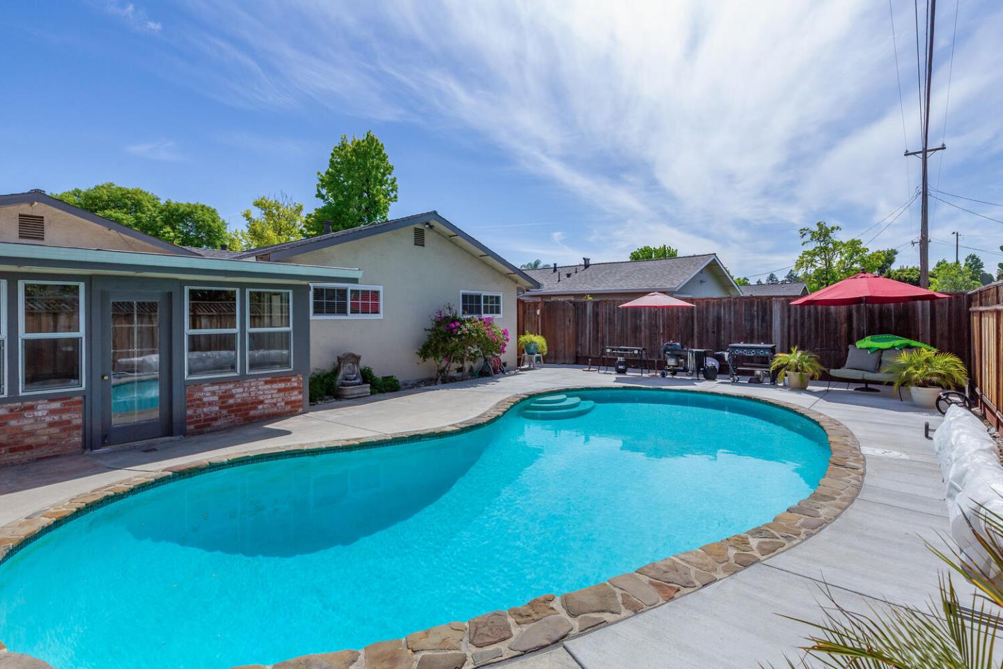 Detail Gallery Image 22 of 25 For 1011 Rawlings Dr, San Jose,  CA 95136 - 3 Beds | 2 Baths