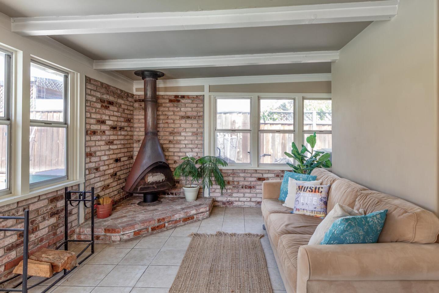 Detail Gallery Image 8 of 25 For 1011 Rawlings Dr, San Jose,  CA 95136 - 3 Beds | 2 Baths