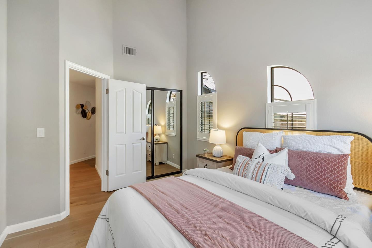 Detail Gallery Image 27 of 45 For 492 W Sunnyoaks Ave #B,  Campbell,  CA 95008 - 3 Beds | 2/1 Baths