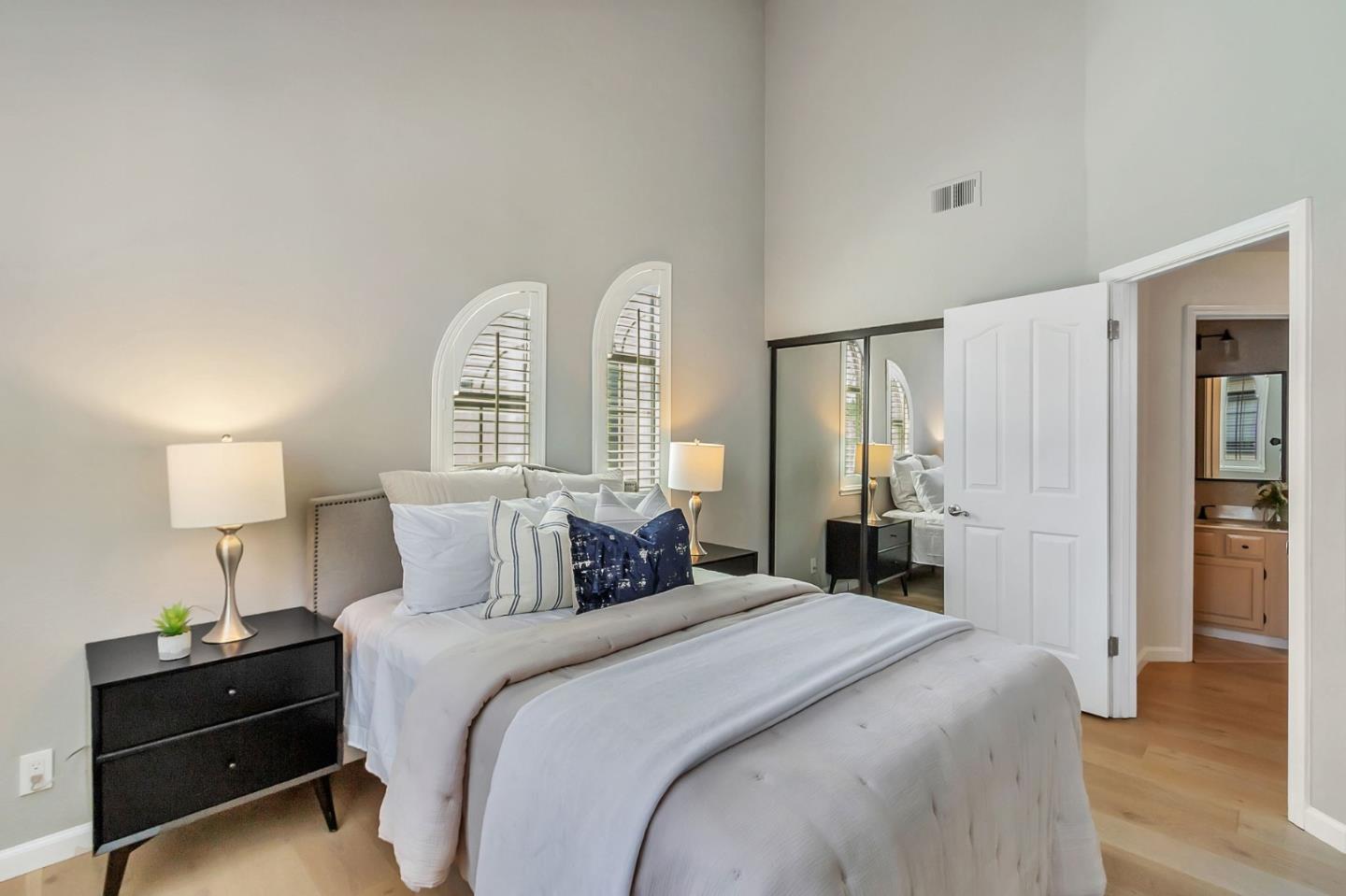 Detail Gallery Image 30 of 45 For 492 W Sunnyoaks Ave #B,  Campbell,  CA 95008 - 3 Beds | 2/1 Baths