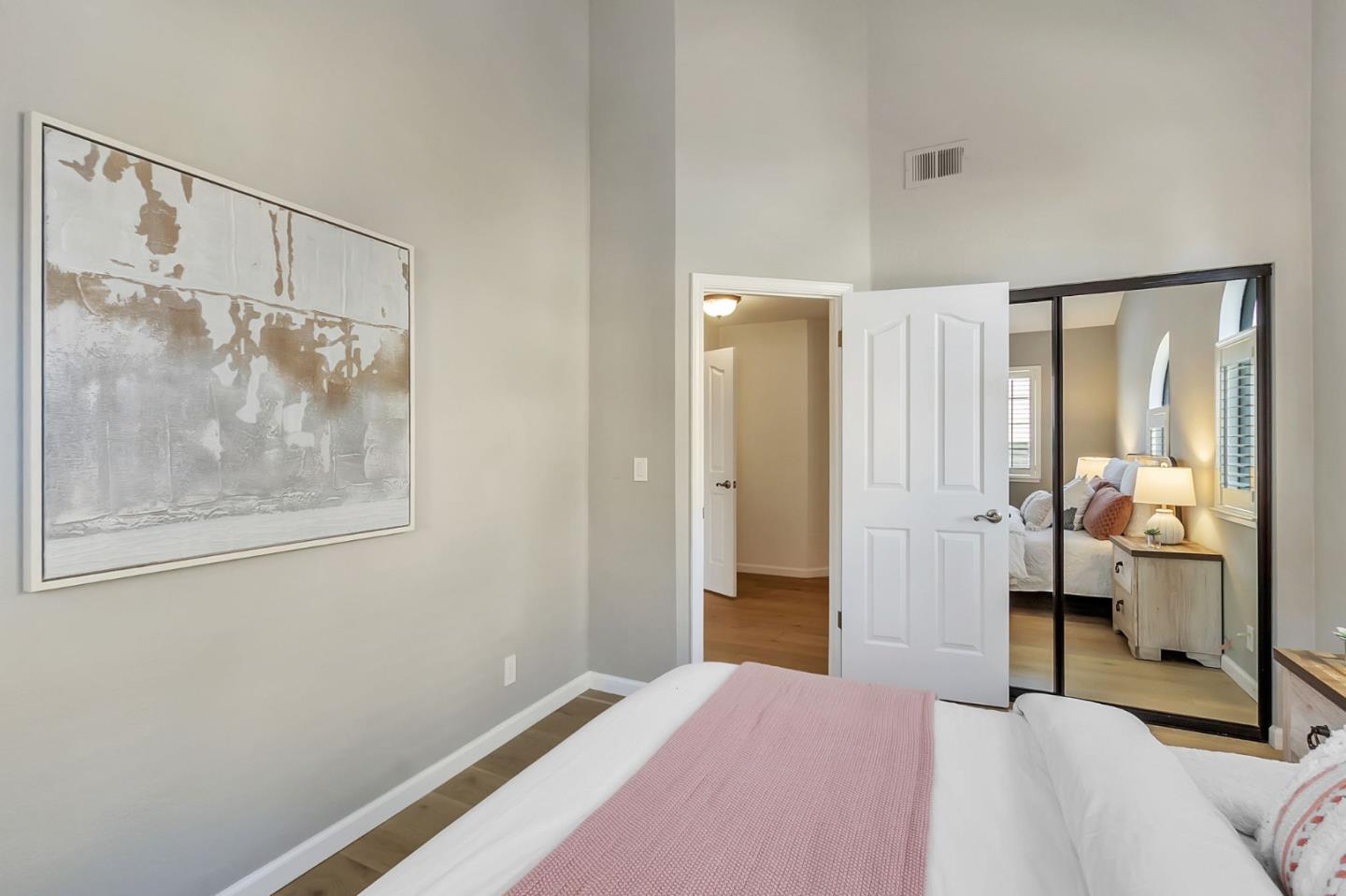 Detail Gallery Image 31 of 45 For 492 W Sunnyoaks Ave #B,  Campbell,  CA 95008 - 3 Beds | 2/1 Baths