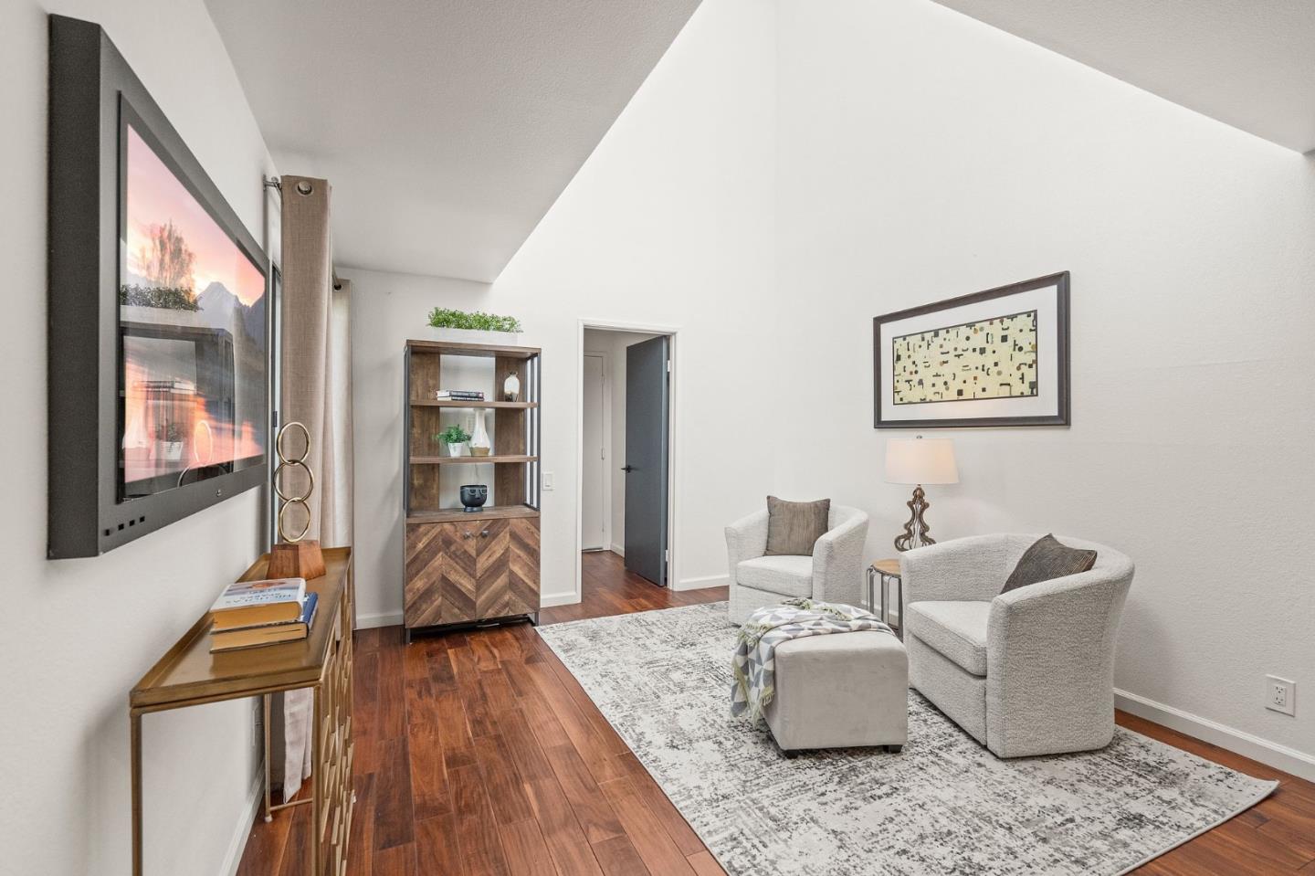 Detail Gallery Image 13 of 51 For 1172 Shoreline Dr, San Mateo,  CA 94404 - 3 Beds | 2/1 Baths