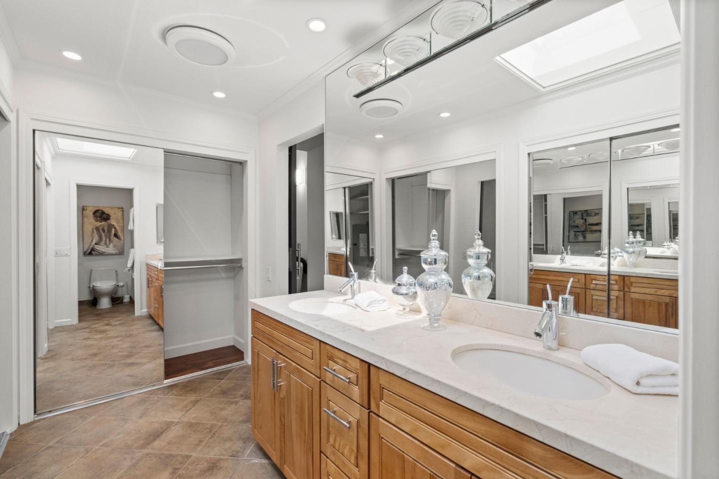 Detail Gallery Image 20 of 51 For 1172 Shoreline Dr, San Mateo,  CA 94404 - 3 Beds | 2/1 Baths