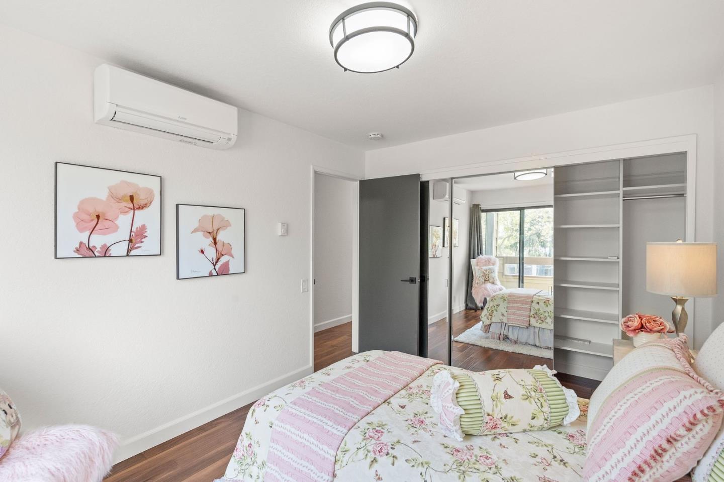 Detail Gallery Image 24 of 51 For 1172 Shoreline Dr, San Mateo,  CA 94404 - 3 Beds | 2/1 Baths