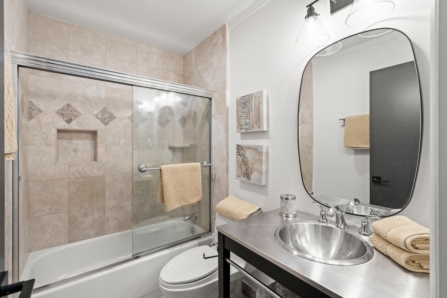 Detail Gallery Image 25 of 51 For 1172 Shoreline Dr, San Mateo,  CA 94404 - 3 Beds | 2/1 Baths
