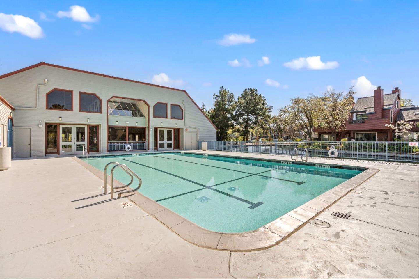 Detail Gallery Image 34 of 51 For 1172 Shoreline Dr, San Mateo,  CA 94404 - 3 Beds | 2/1 Baths