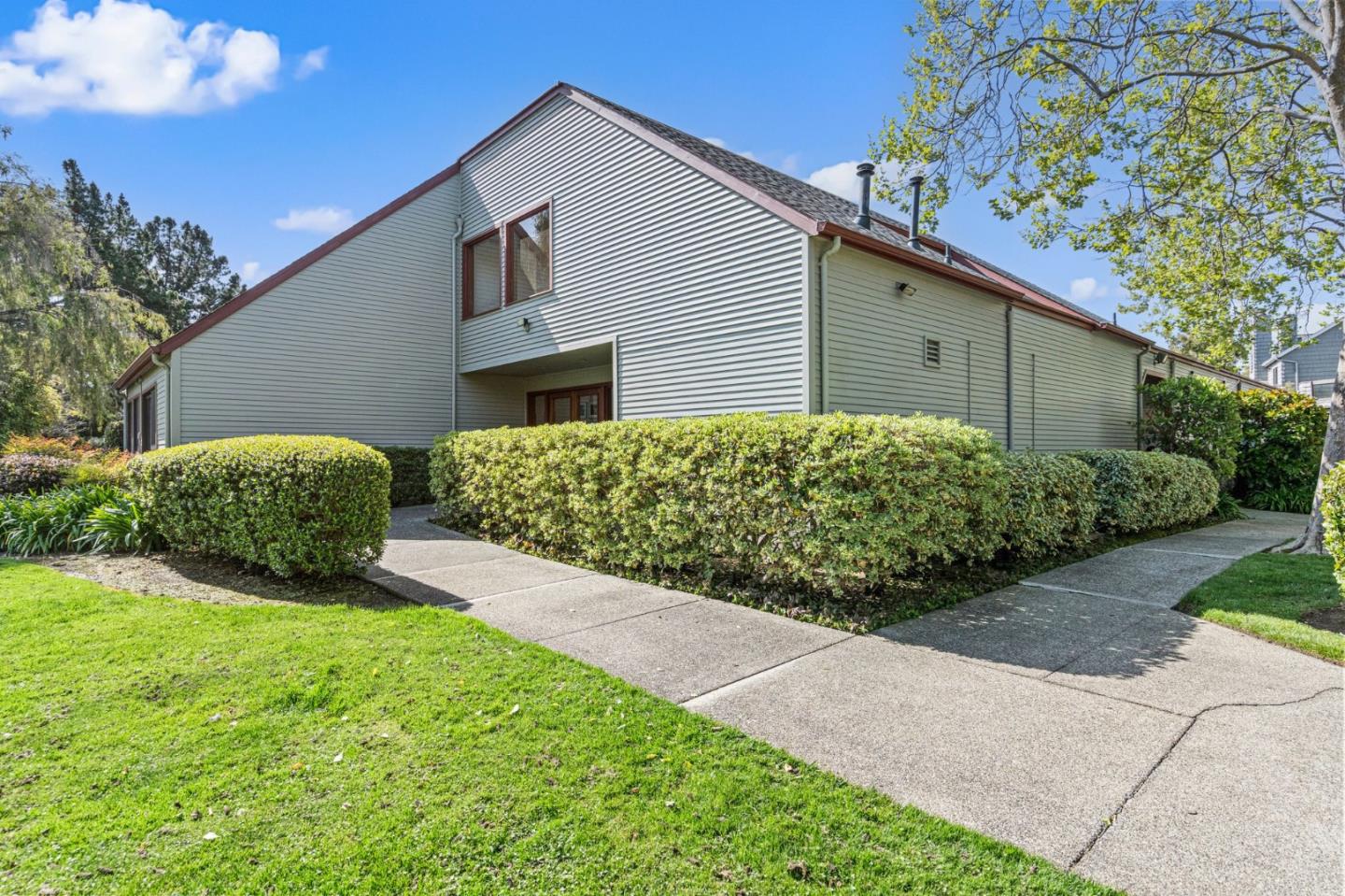 Detail Gallery Image 47 of 51 For 1172 Shoreline Dr, San Mateo,  CA 94404 - 3 Beds | 2/1 Baths