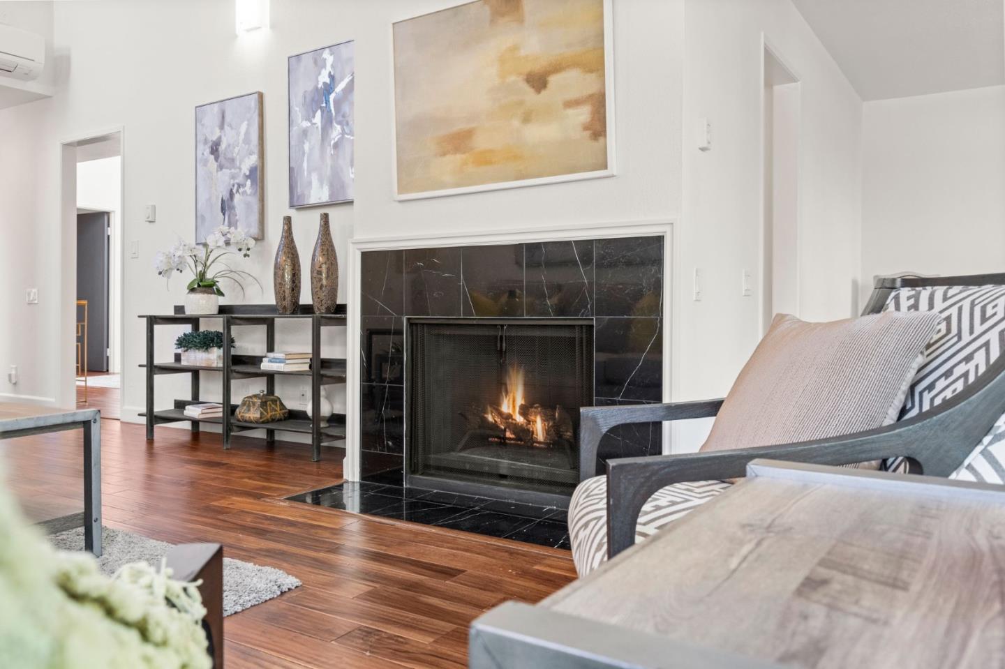 Detail Gallery Image 7 of 51 For 1172 Shoreline Dr, San Mateo,  CA 94404 - 3 Beds | 2/1 Baths