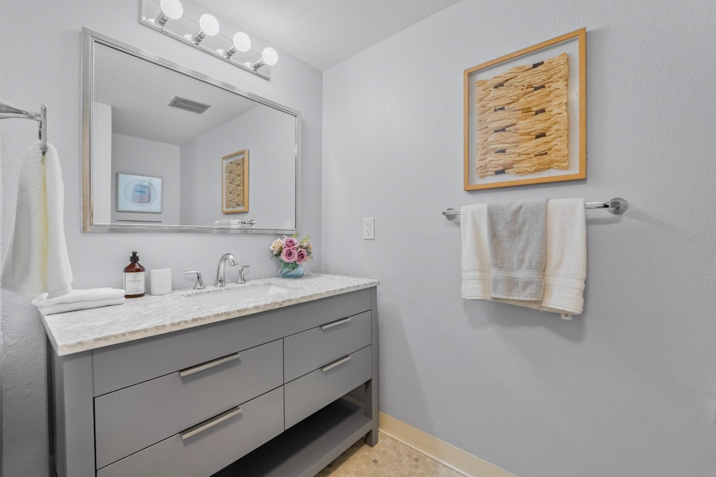 Detail Gallery Image 27 of 45 For 1216 Crescent Ter, Sunnyvale,  CA 94087 - 3 Beds | 2 Baths