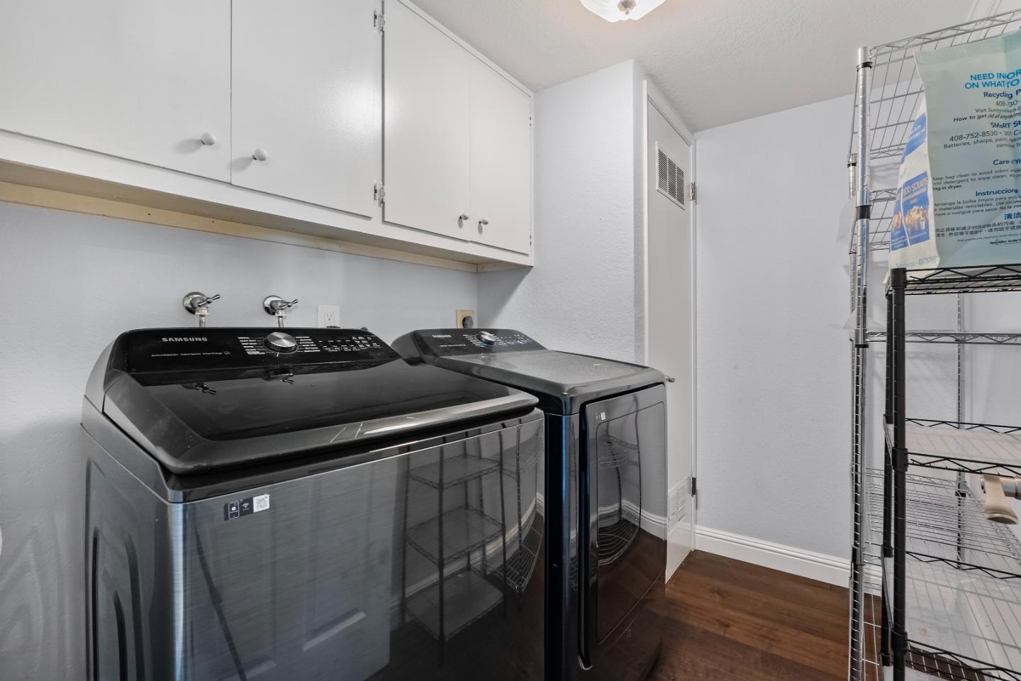Detail Gallery Image 29 of 45 For 1216 Crescent Ter, Sunnyvale,  CA 94087 - 3 Beds | 2 Baths