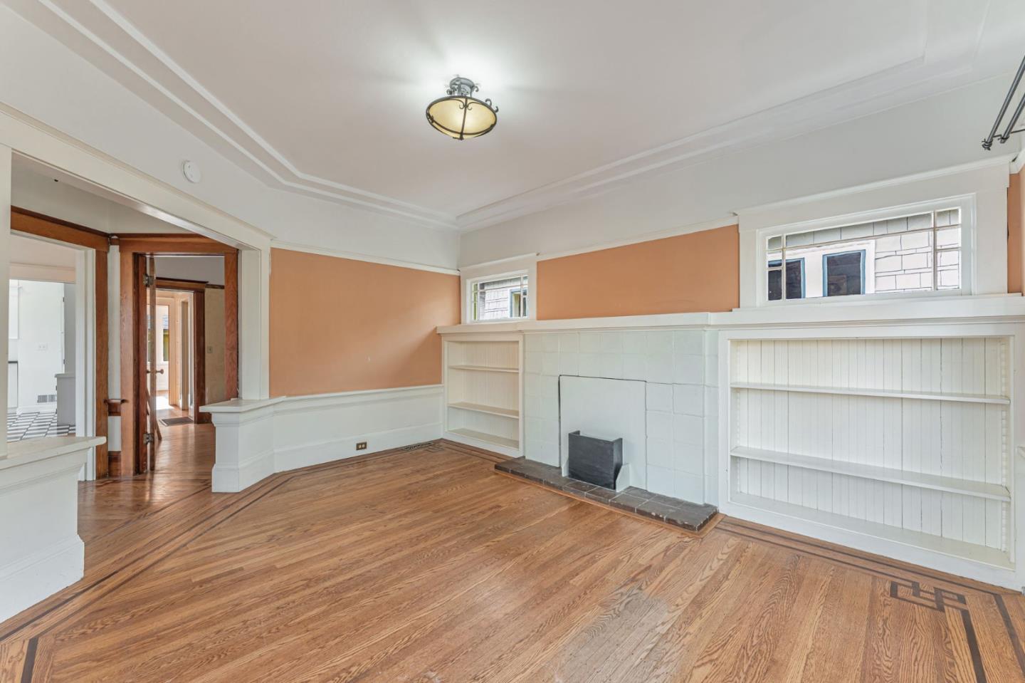 Detail Gallery Image 10 of 42 For 5150 Coronado Ave, Oakland,  CA 94618 - 2 Beds | 1 Baths
