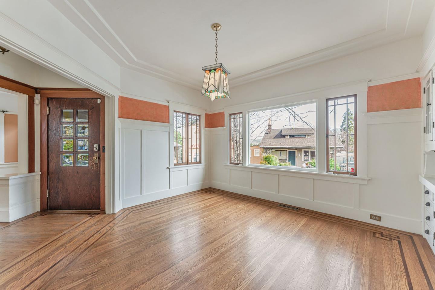 Detail Gallery Image 12 of 42 For 5150 Coronado Ave, Oakland,  CA 94618 - 2 Beds | 1 Baths