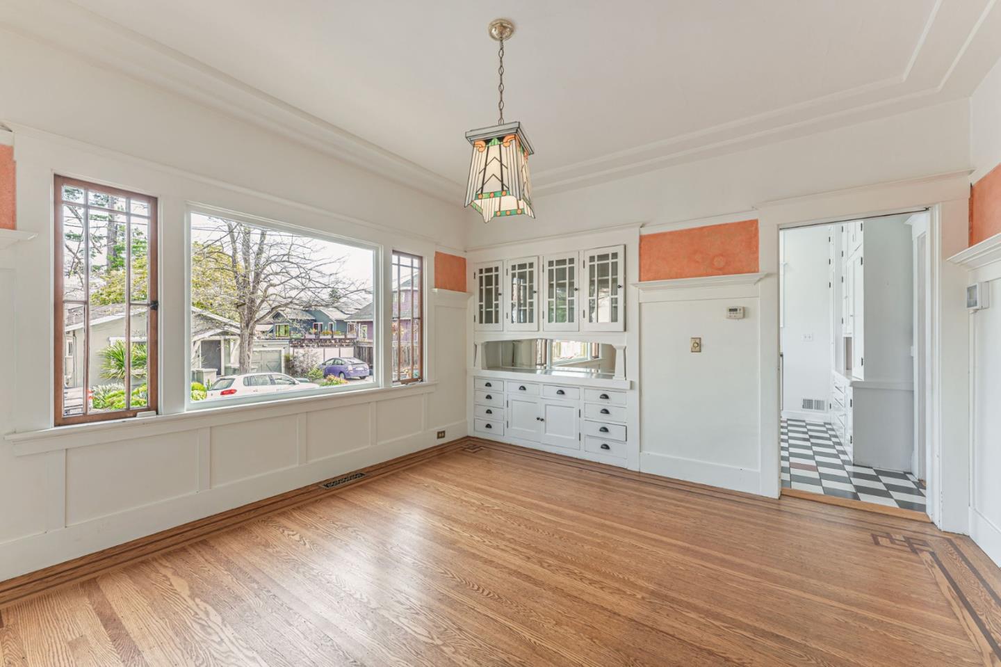 Detail Gallery Image 14 of 42 For 5150 Coronado Ave, Oakland,  CA 94618 - 2 Beds | 1 Baths