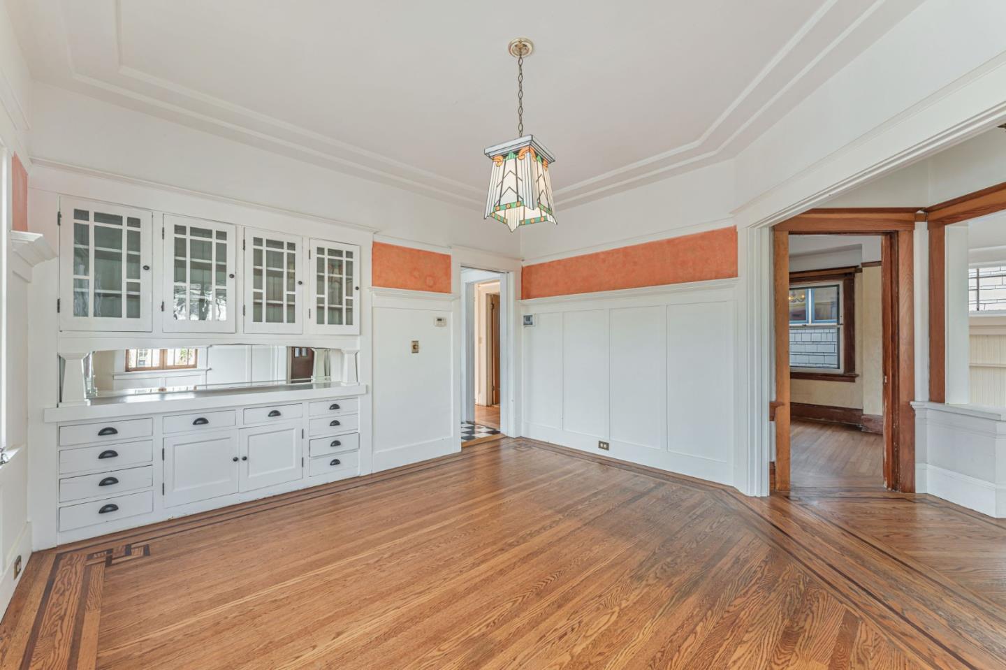 Detail Gallery Image 15 of 42 For 5150 Coronado Ave, Oakland,  CA 94618 - 2 Beds | 1 Baths