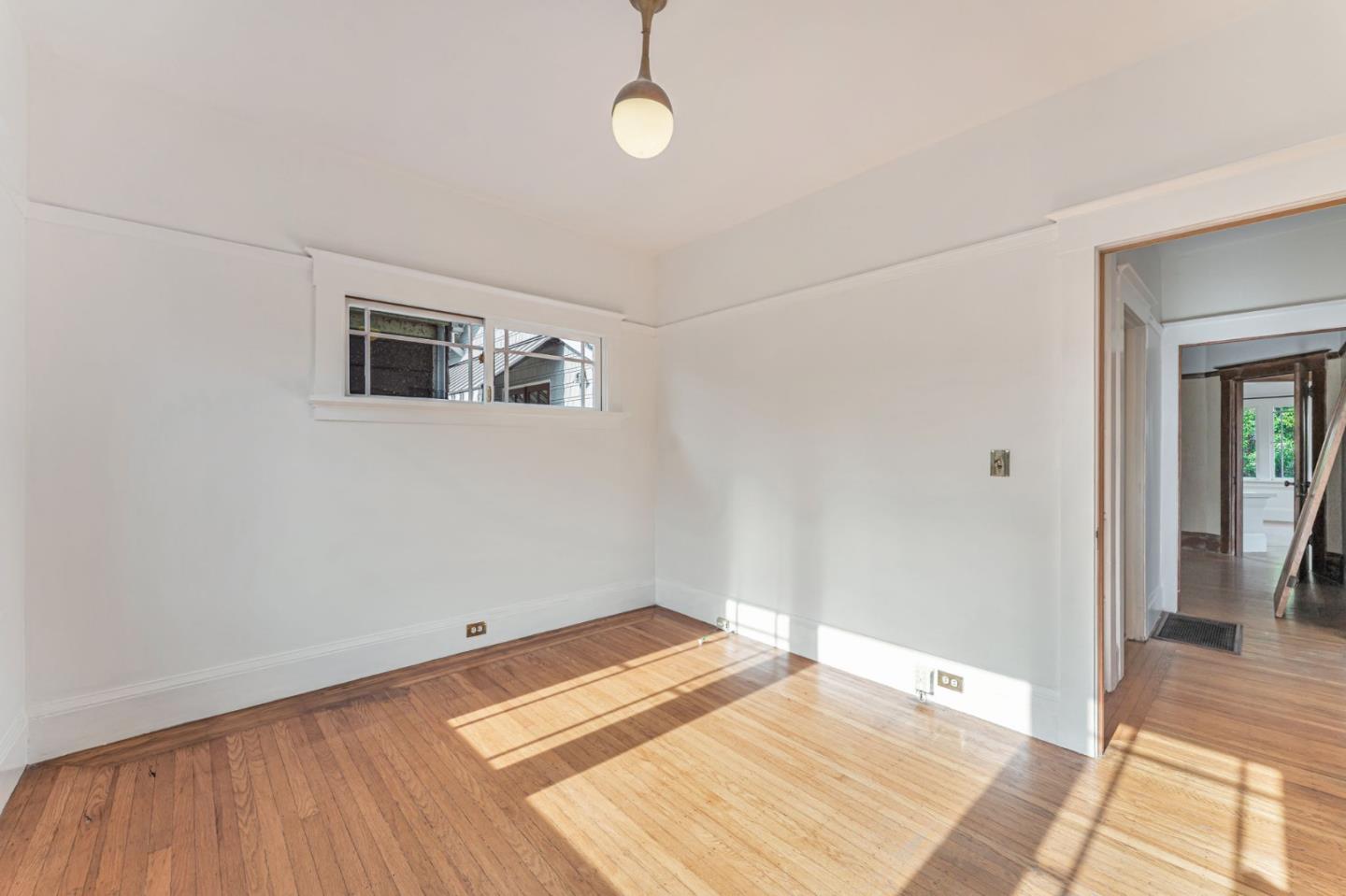 Detail Gallery Image 24 of 42 For 5150 Coronado Ave, Oakland,  CA 94618 - 2 Beds | 1 Baths