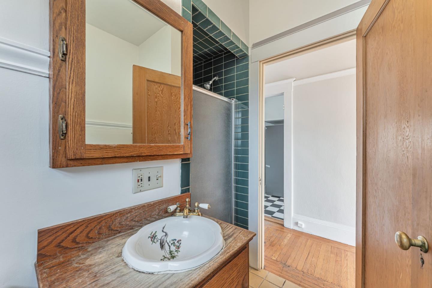 Detail Gallery Image 30 of 42 For 5150 Coronado Ave, Oakland,  CA 94618 - 2 Beds | 1 Baths