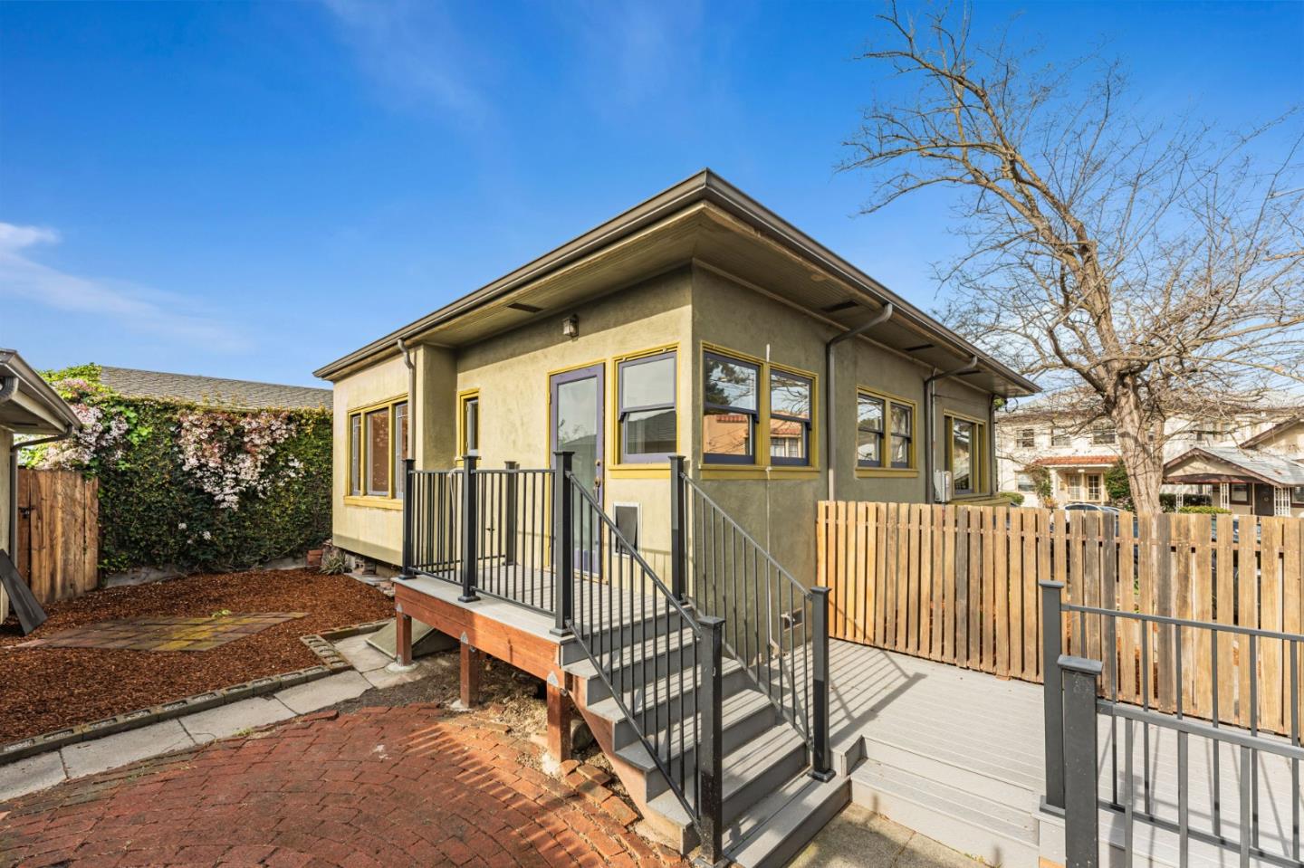 Detail Gallery Image 40 of 42 For 5150 Coronado Ave, Oakland,  CA 94618 - 2 Beds | 1 Baths