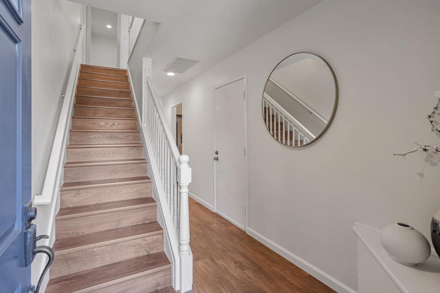 Detail Gallery Image 19 of 53 For 181 Ada Ave #26,  Mountain View,  CA 94043 - 2 Beds | 2/1 Baths