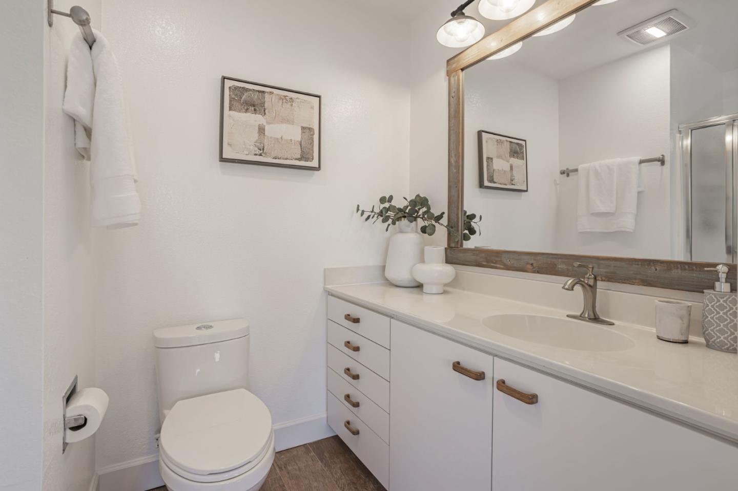 Detail Gallery Image 30 of 53 For 181 Ada Ave #26,  Mountain View,  CA 94043 - 2 Beds | 2/1 Baths