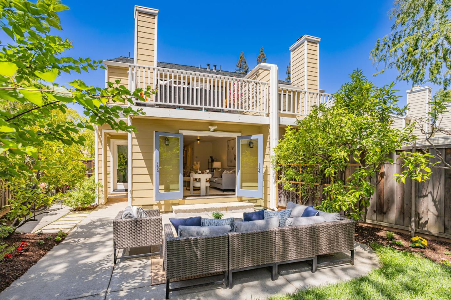 Detail Gallery Image 39 of 53 For 181 Ada Ave #26,  Mountain View,  CA 94043 - 2 Beds | 2/1 Baths