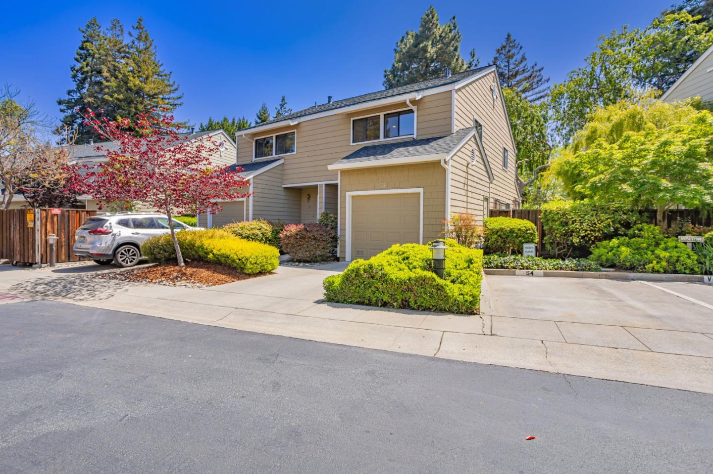 Detail Gallery Image 4 of 53 For 181 Ada Ave #26,  Mountain View,  CA 94043 - 2 Beds | 2/1 Baths