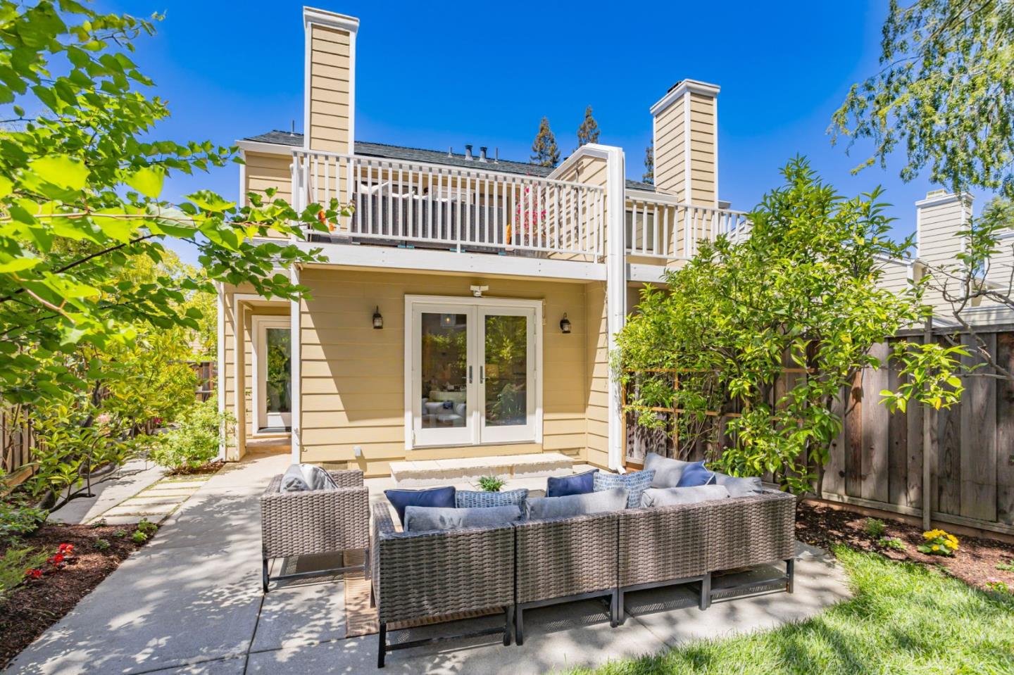 Detail Gallery Image 44 of 53 For 181 Ada Ave #26,  Mountain View,  CA 94043 - 2 Beds | 2/1 Baths