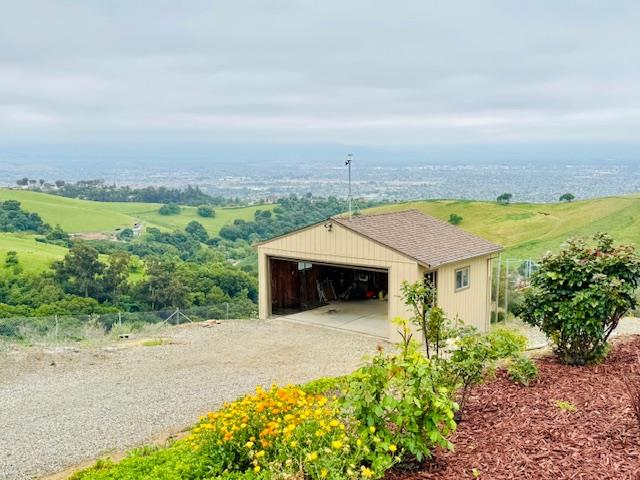 Detail Gallery Image 44 of 51 For 13225 Clayton Rd, San Jose,  CA 95127 - 3 Beds | 2/1 Baths