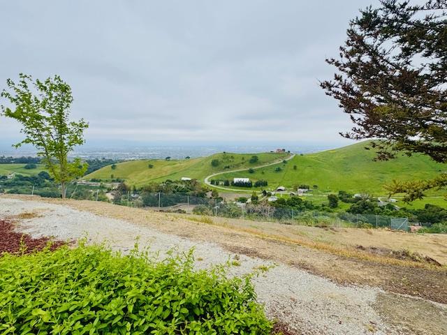 Detail Gallery Image 51 of 51 For 13225 Clayton Rd, San Jose,  CA 95127 - 3 Beds | 2/1 Baths