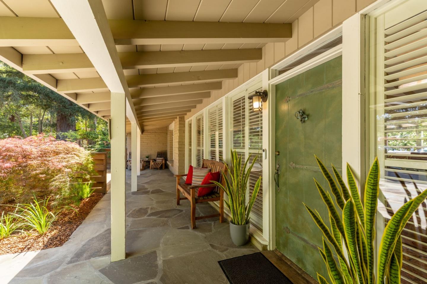 Detail Gallery Image 10 of 55 For 690 Torwood Ln, Los Altos,  CA 94022 - 3 Beds | 3 Baths