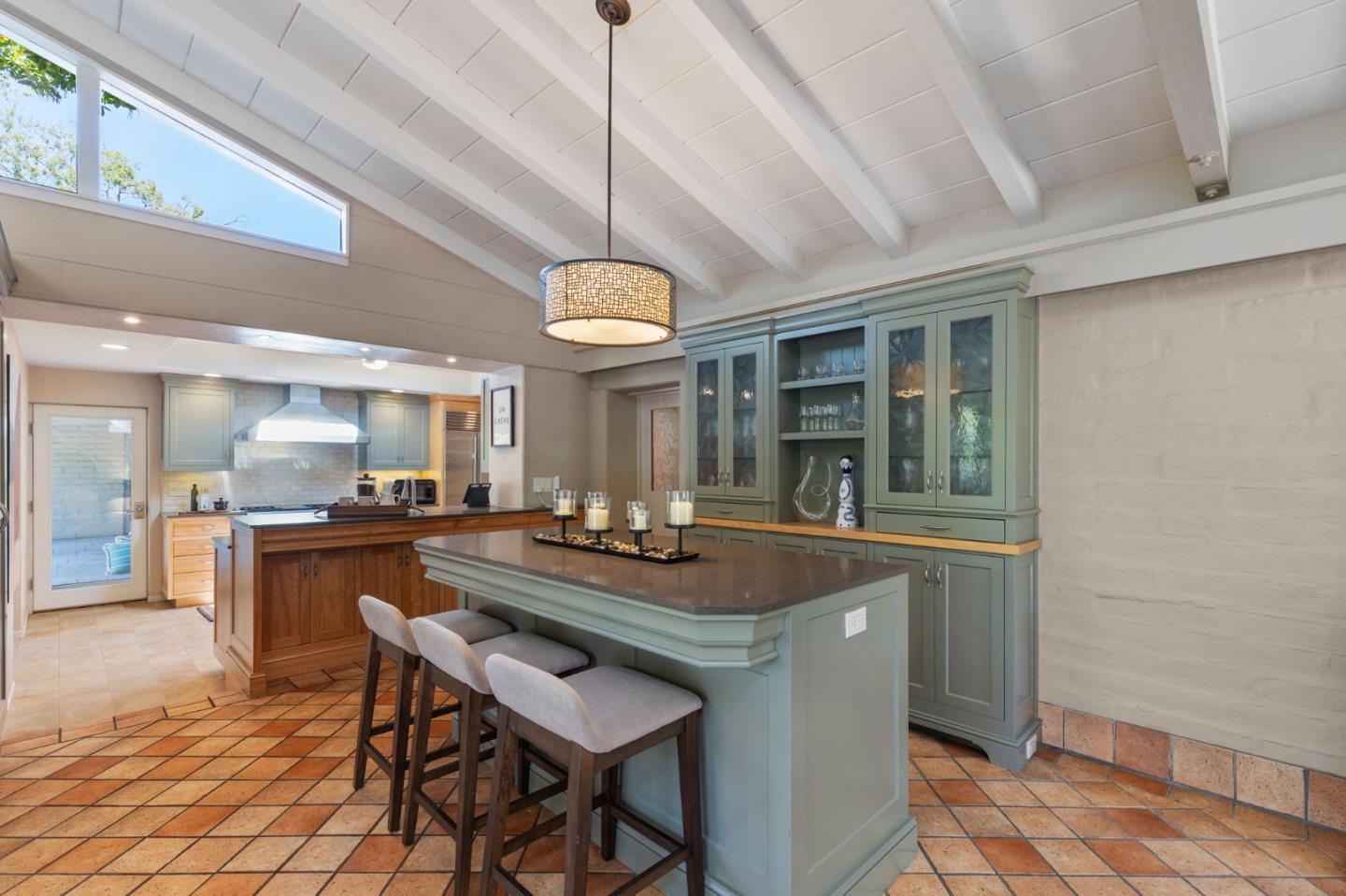 Detail Gallery Image 34 of 55 For 690 Torwood Ln, Los Altos,  CA 94022 - 3 Beds | 3 Baths
