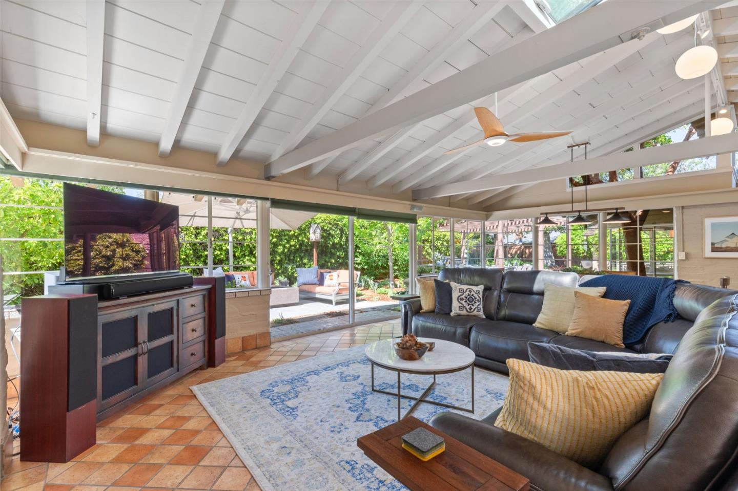 Detail Gallery Image 38 of 55 For 690 Torwood Ln, Los Altos,  CA 94022 - 3 Beds | 3 Baths