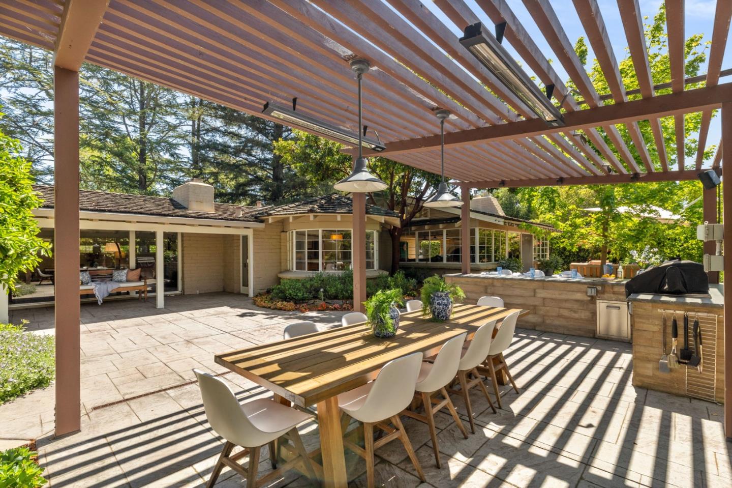 Detail Gallery Image 44 of 55 For 690 Torwood Ln, Los Altos,  CA 94022 - 3 Beds | 3 Baths