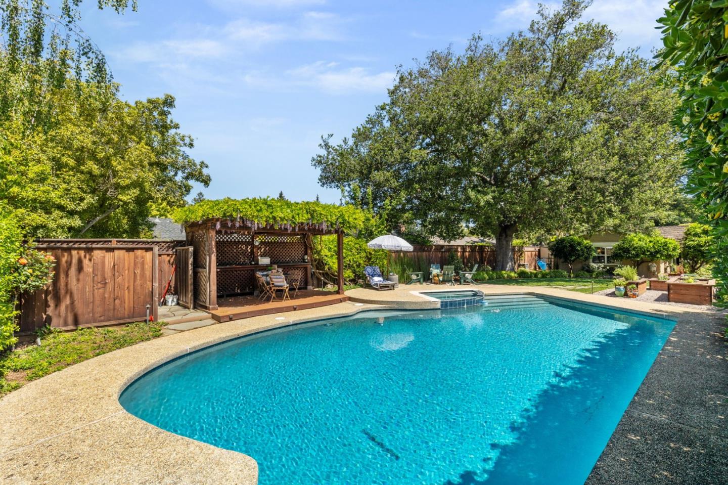 Detail Gallery Image 54 of 55 For 690 Torwood Ln, Los Altos,  CA 94022 - 3 Beds | 3 Baths