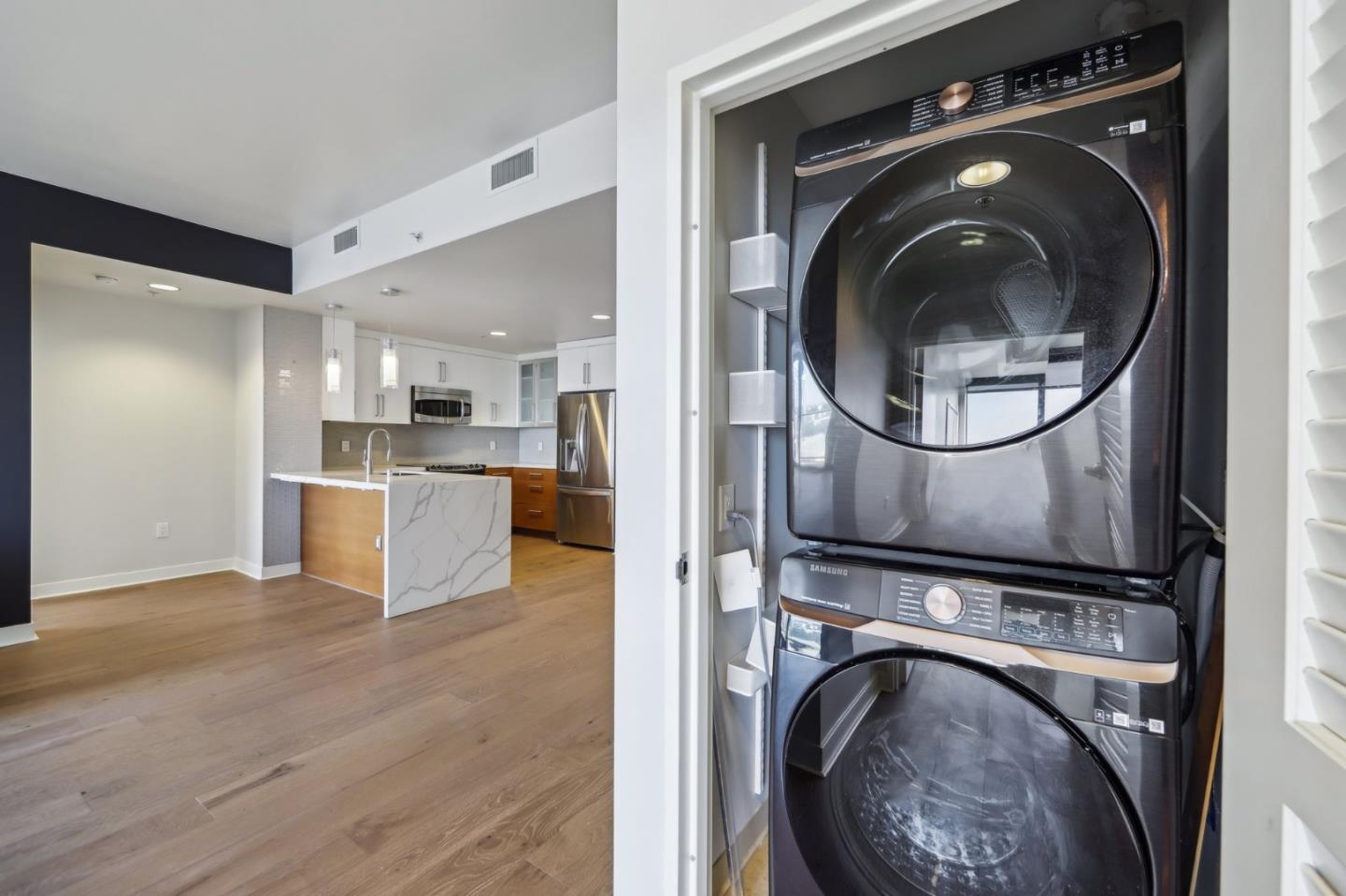 Detail Gallery Image 12 of 22 For 38 N Almaden Blvd #1115,  San Jose,  CA 95110 - 2 Beds | 2 Baths