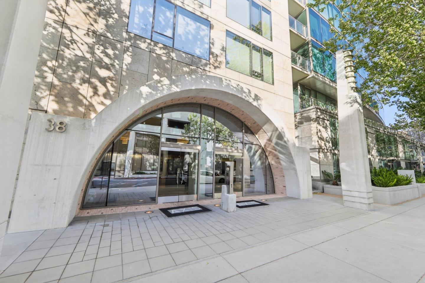 Detail Gallery Image 2 of 22 For 38 N Almaden Blvd #1115,  San Jose,  CA 95110 - 2 Beds | 2 Baths