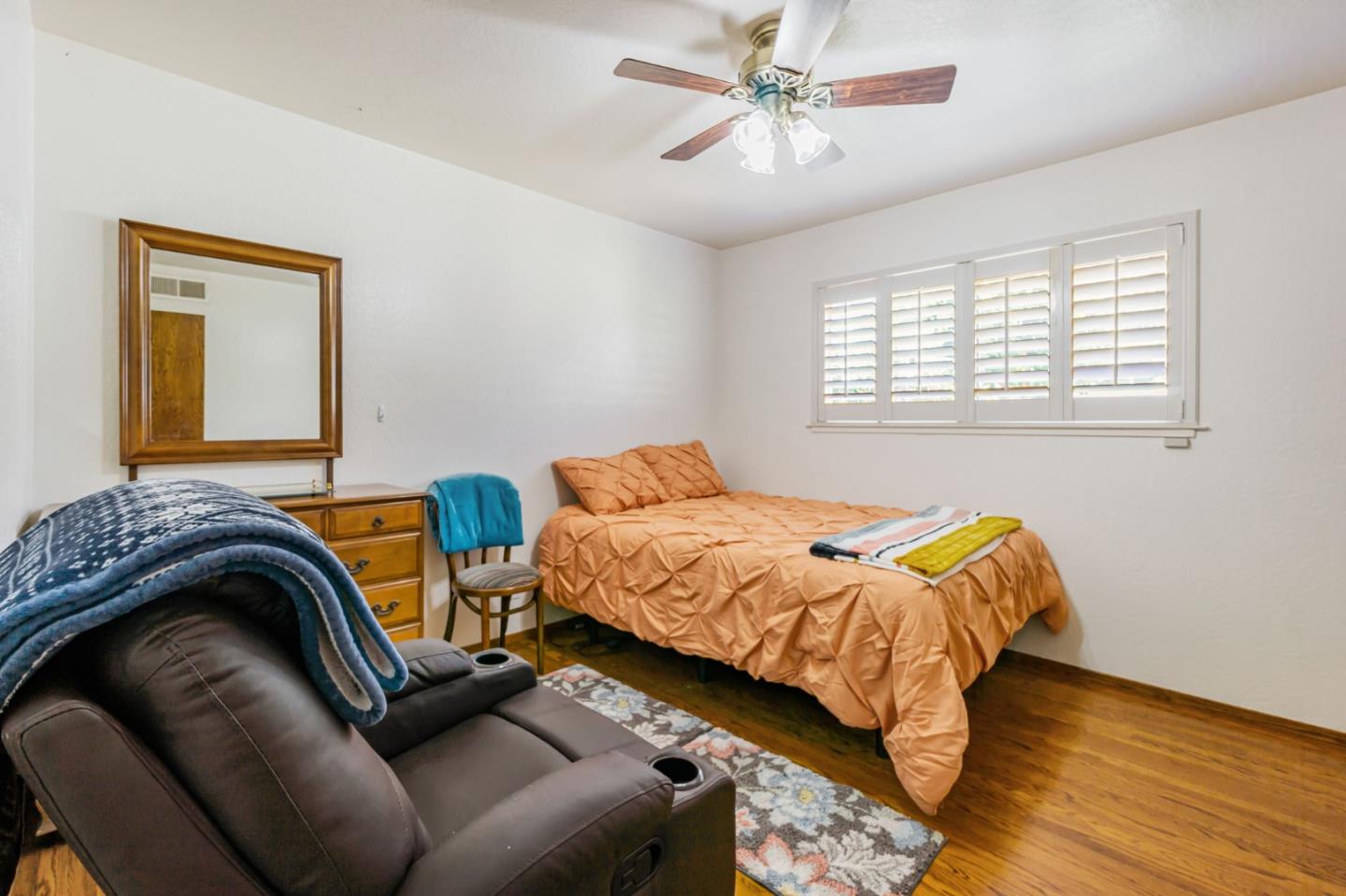 Detail Gallery Image 15 of 44 For 501 Lindley Dr, Antioch,  CA 94509 - 3 Beds | 2 Baths
